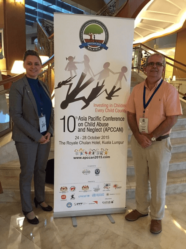 Photograph of Stuart Harrison and Emma Gilbert at the ISPCAN's 10th Asia Pacific Conference